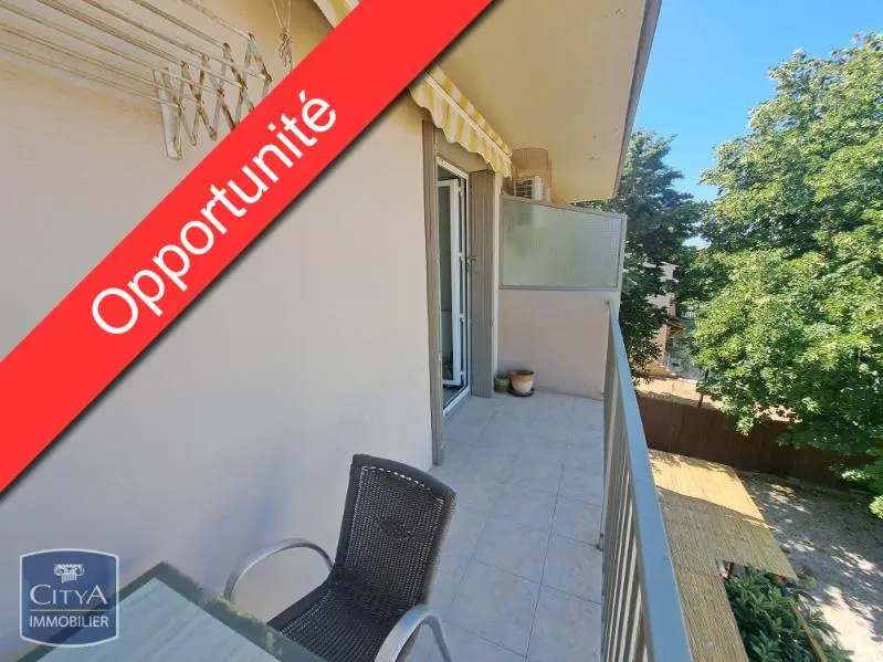 Photo 1 Appartement 1 pièce 26m²