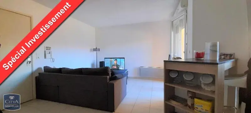 Photo 1 Appartement 1 pièce 28m²