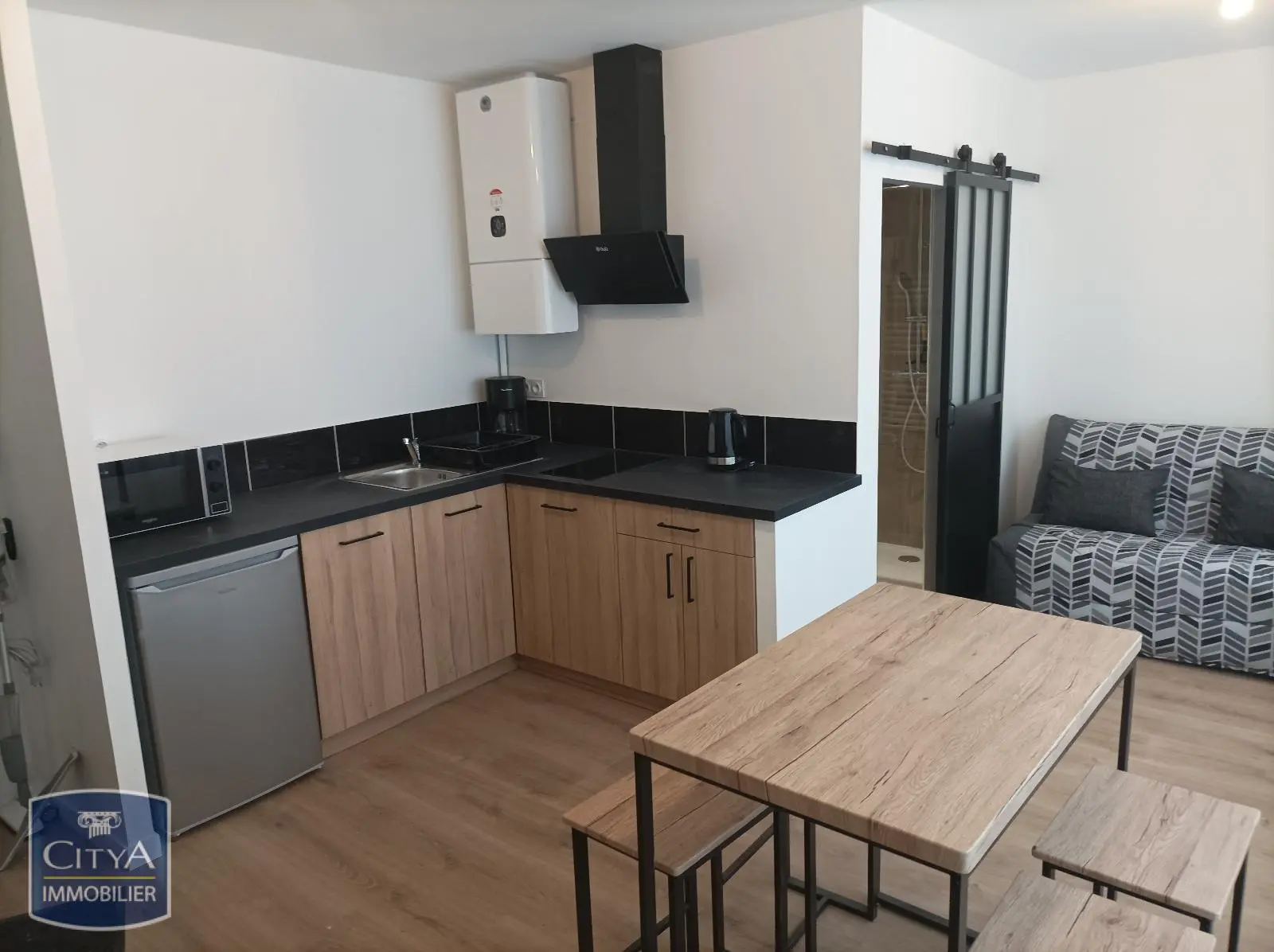 Photo 2 Appartement 1 pièce 21.53m²