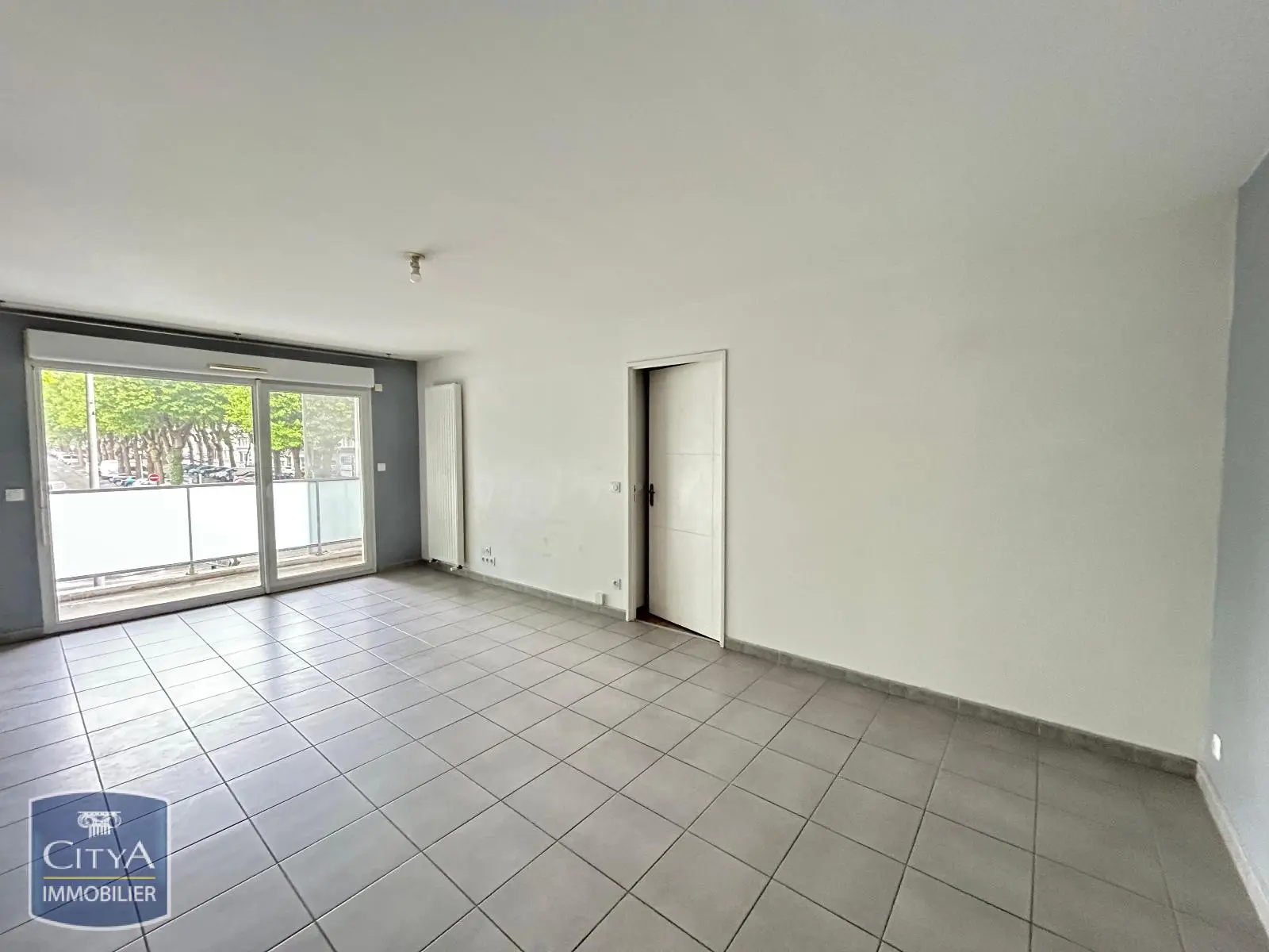 Photo 1 Appartement 4 pièces 82.64m²