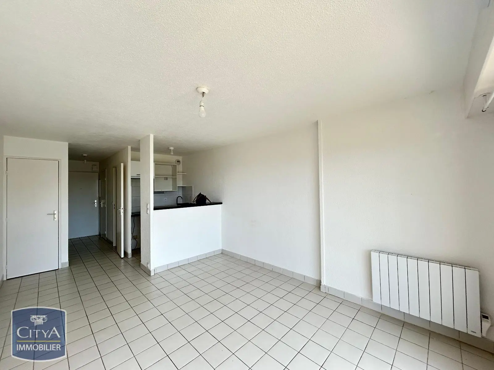 Photo 1 Appartement 1 pièce 25.98m²