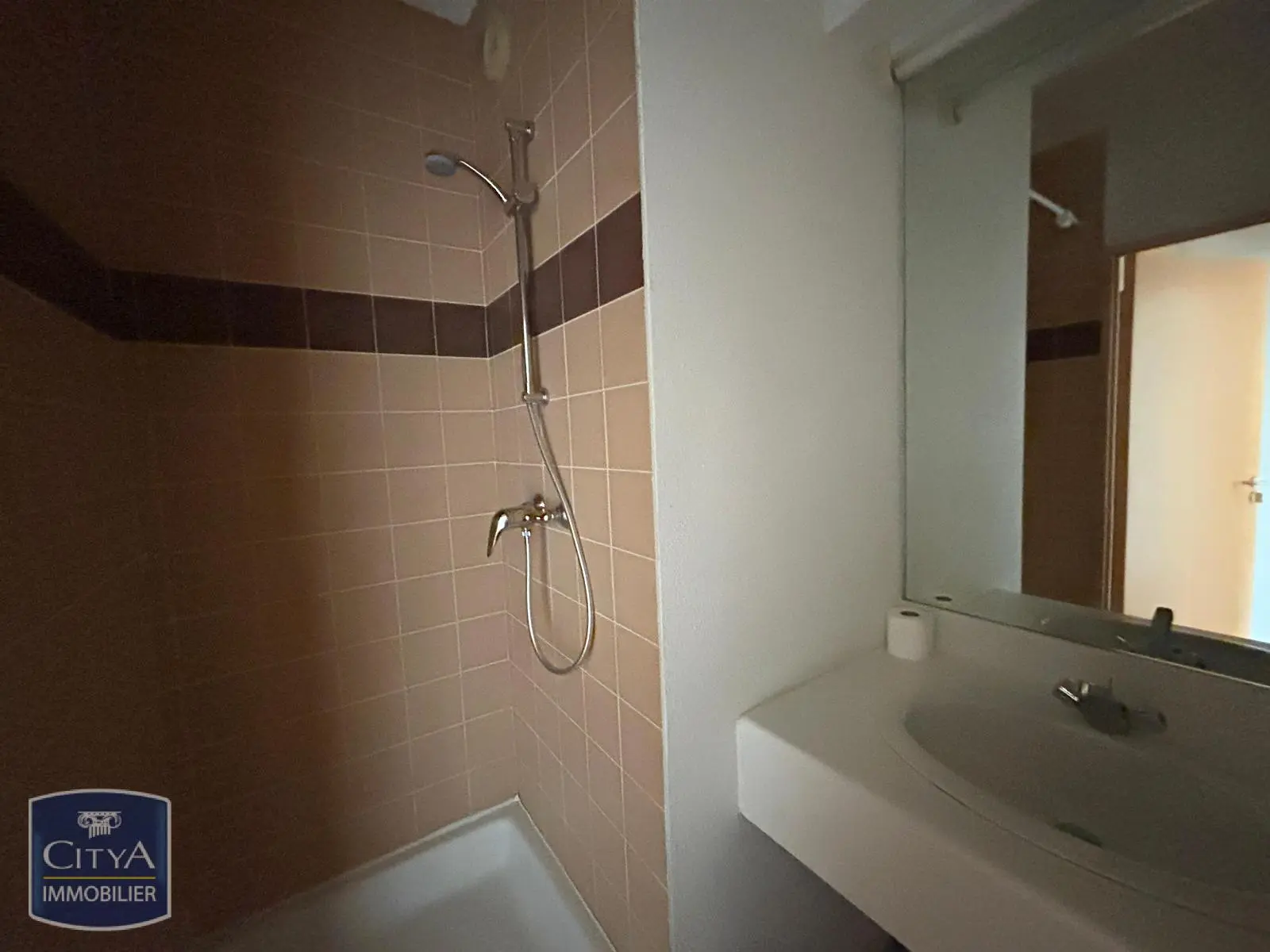 Photo 3 Appartement 1 pièce 17.75m²