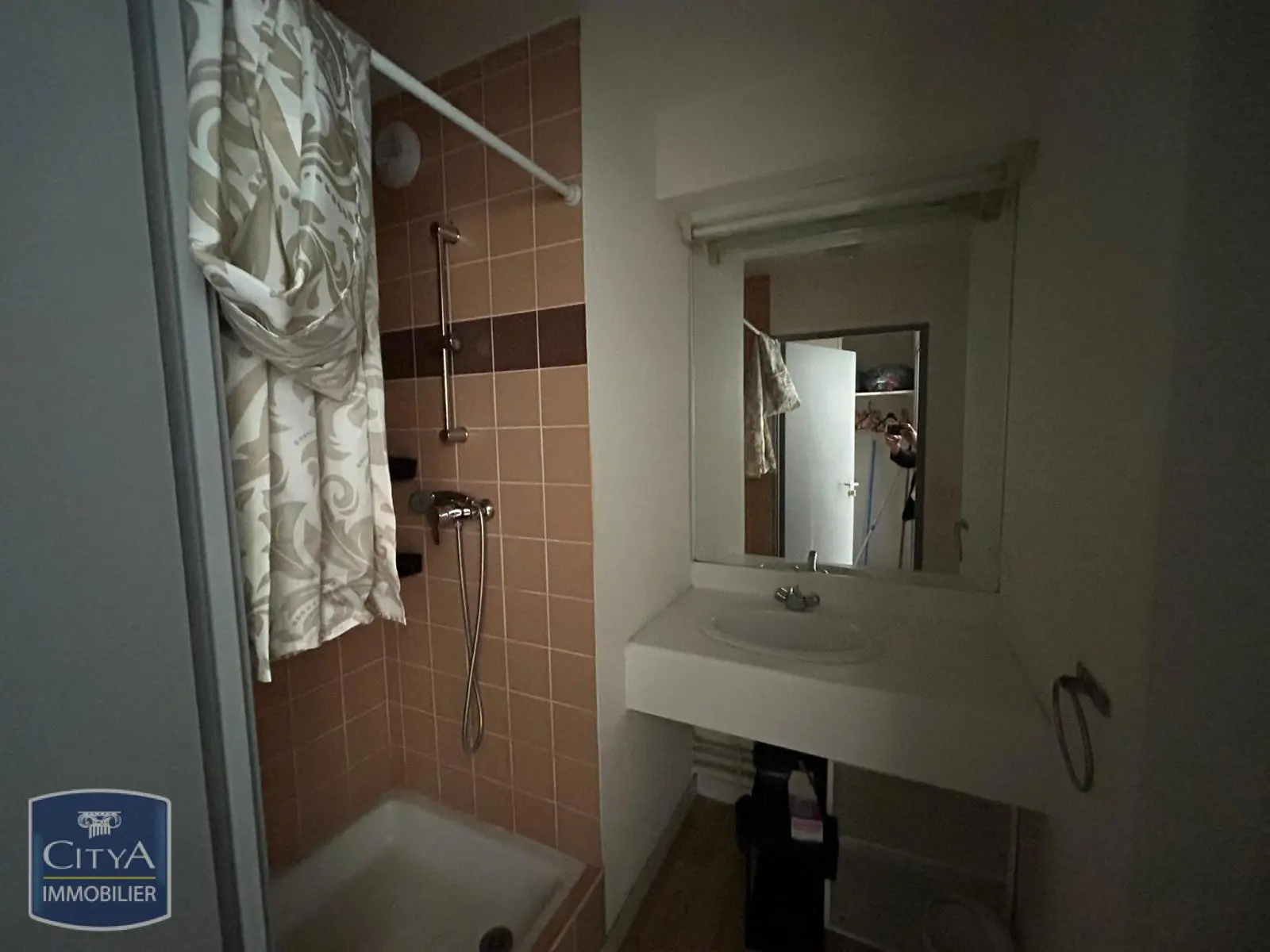 Photo 3 Appartement 1 pièce 19.81m²