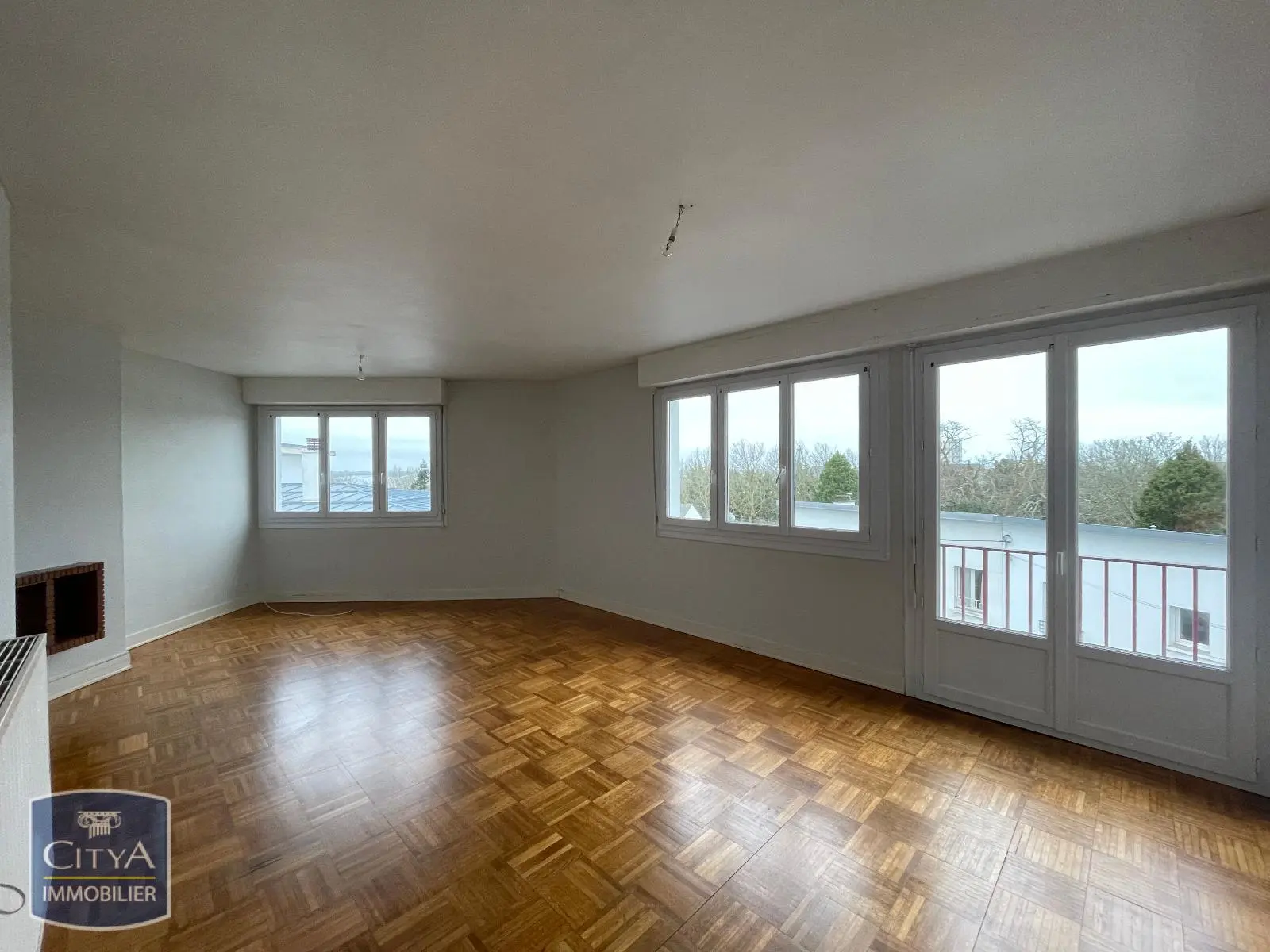 Photo 1 Appartement 4 pièces 99.85m²