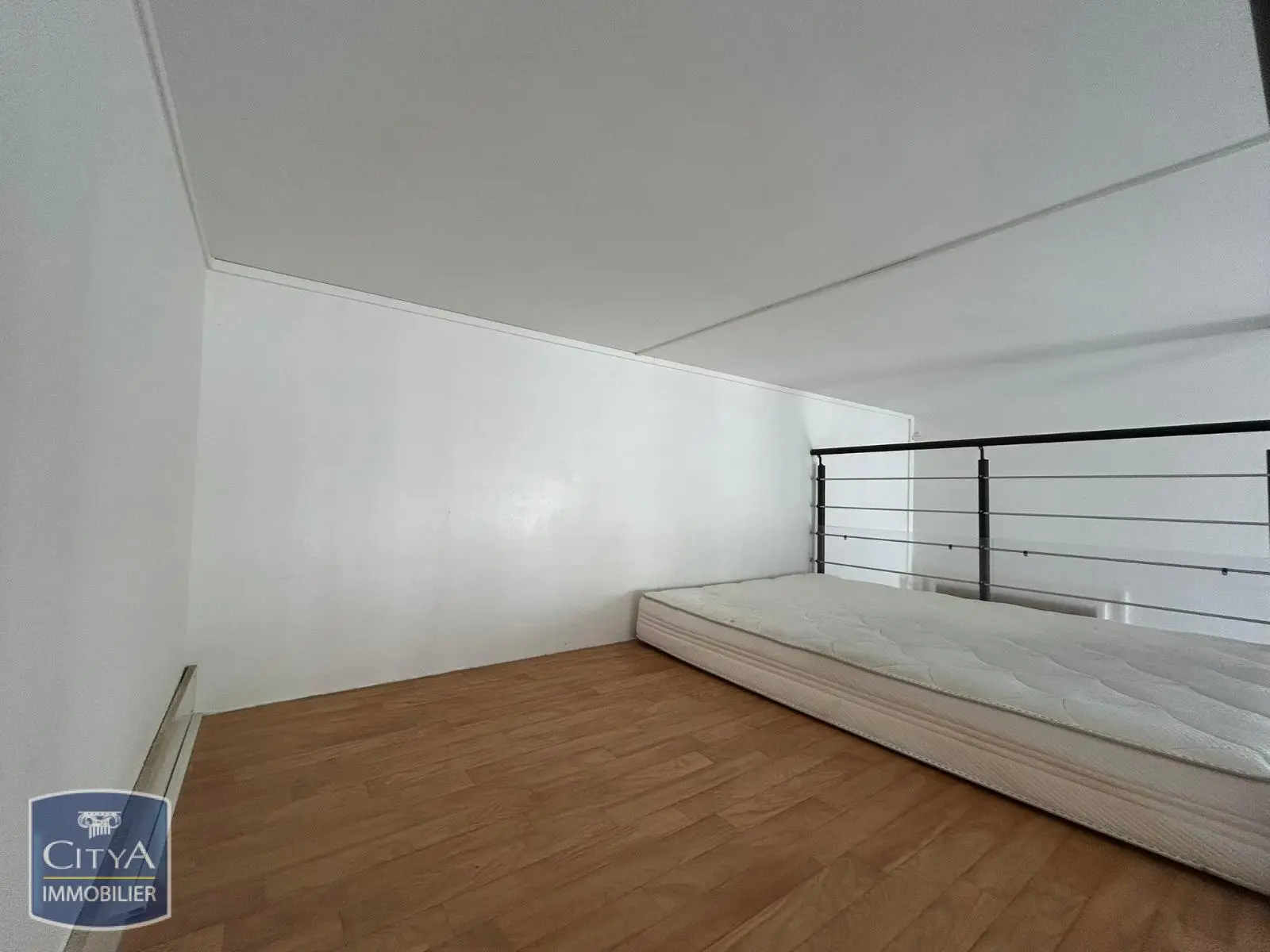 Photo 3 Appartement 1 pièce 27.88m²