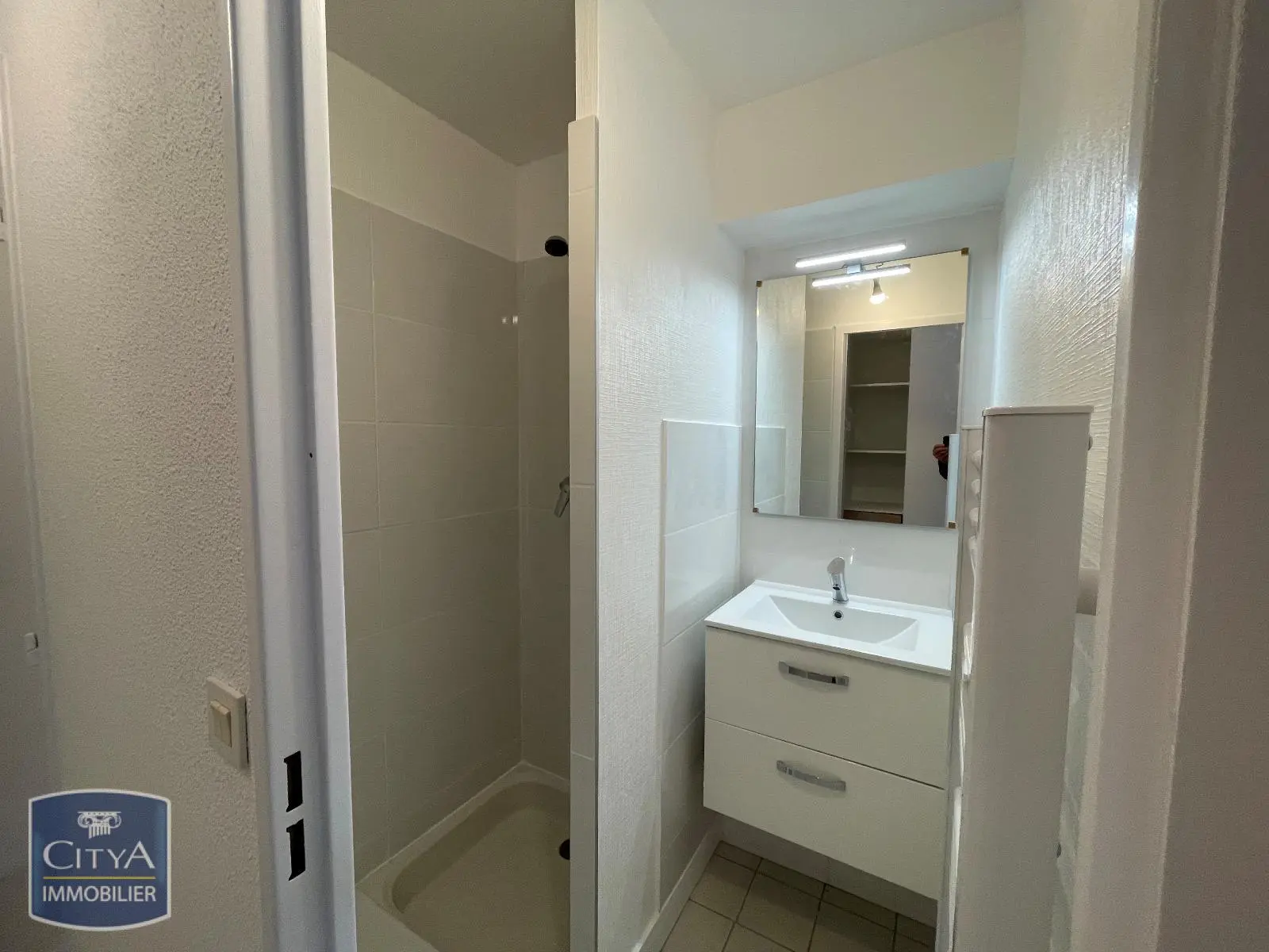 Photo 4 Appartement 1 pièce 25.98m²