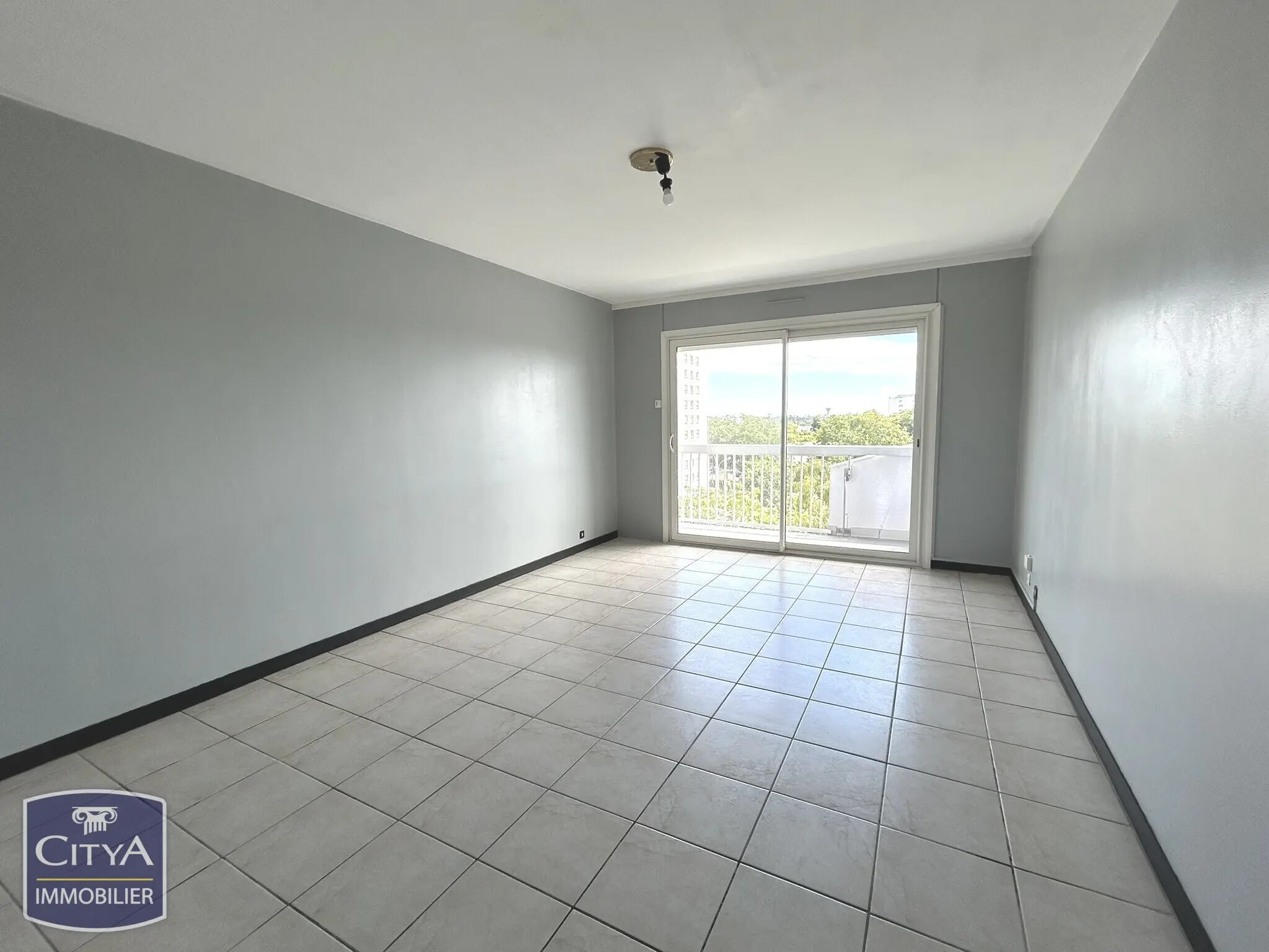 Photo 1 Appartement 3 pièces 76m²