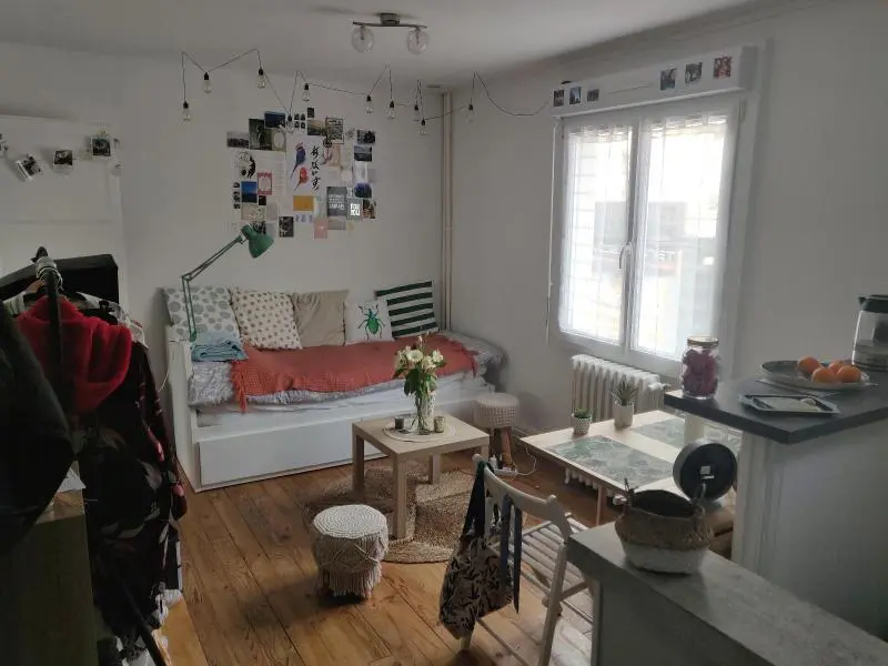 Photo 2 Appartement 1 pièce 20.56m²