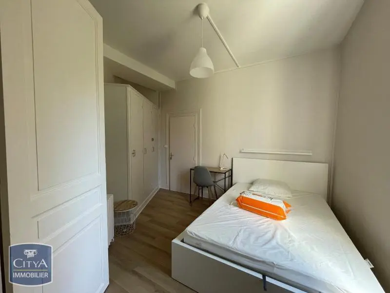 Photo 2 Appartement 2 pièces 10.4m²