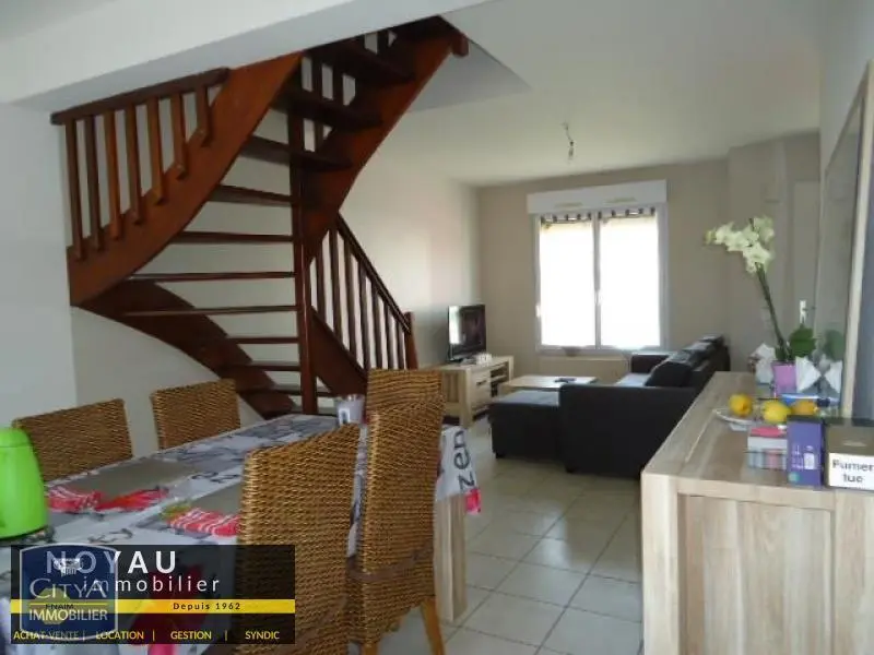 Photo 2 Maison 4 pièces 83m²