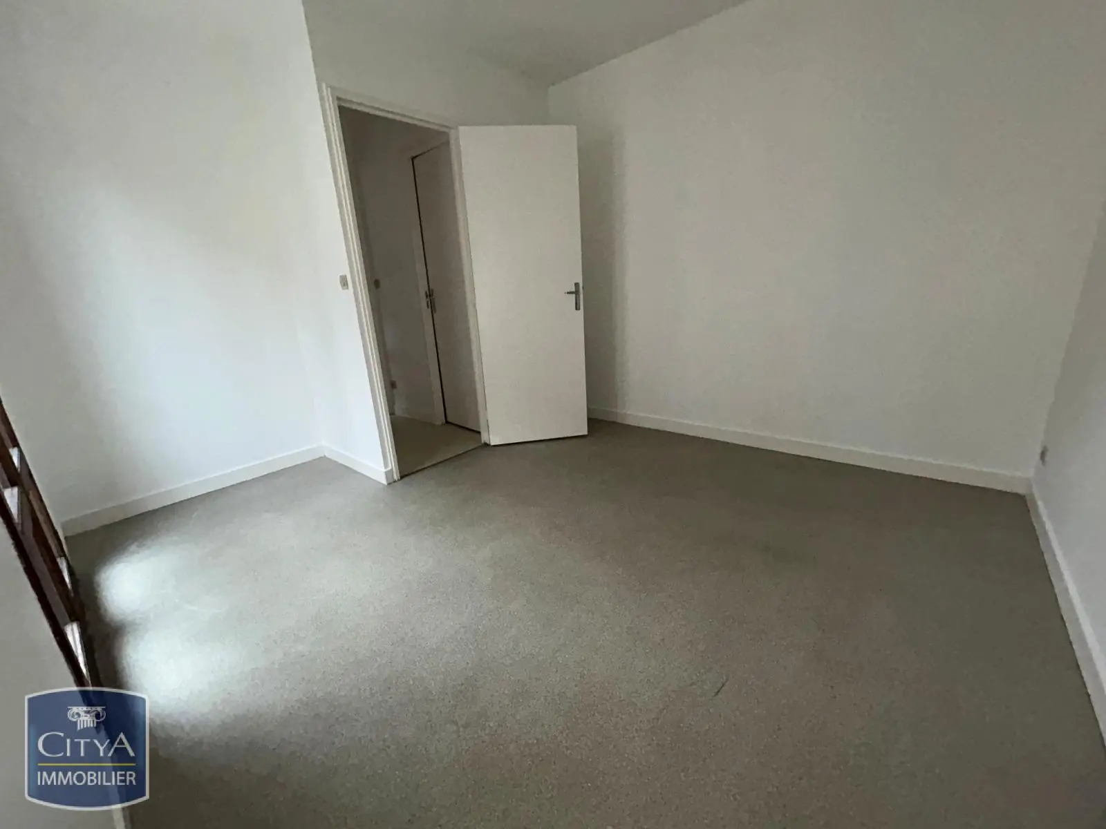 Photo 3 Appartement 1 pièce 24.4m²