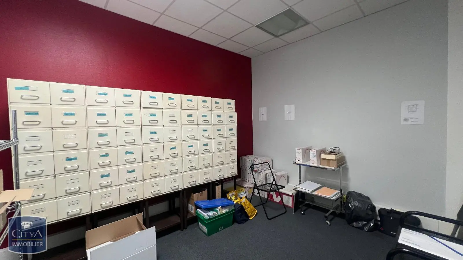 Photo 12 Local Professionnel 7 pièces 200m²