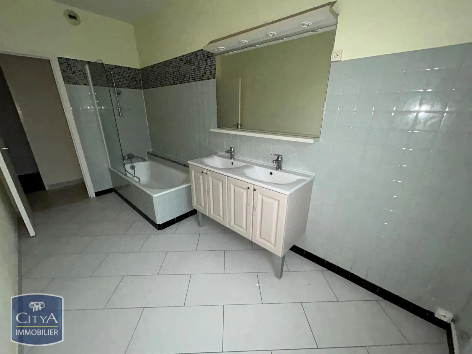 Photo 7 Appartement 4 pièces 93m²