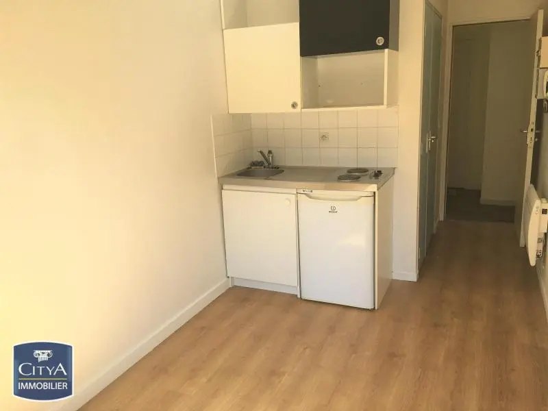 Photo 1 Appartement 1 pièce 10.79m²