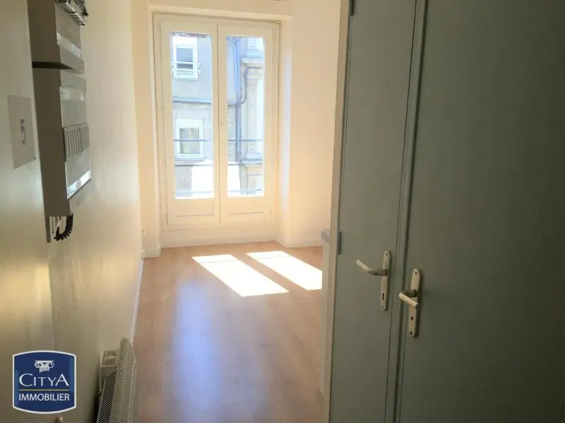 Photo 3 Appartement 1 pièce 10.79m²