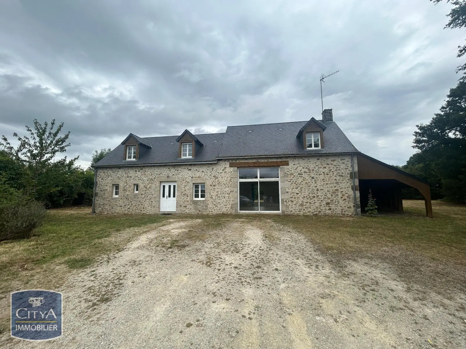 Photo 1 Maison 6 pièces 159.18m²