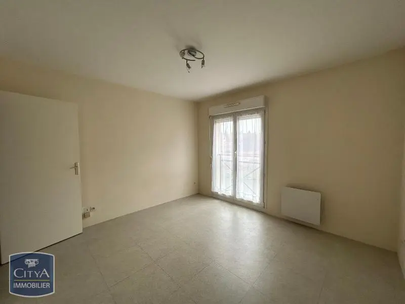 Photo 1 Appartement 1 pièce 21.93m²