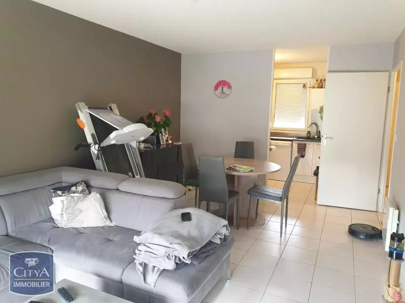 Illustration pour Appartement 2 pièces 47m² Photo Appartement 2 pièces 47m²