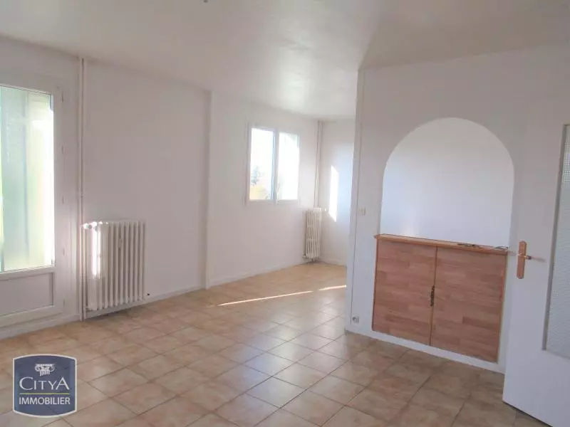 Illustration pour Appartement 3 pièces 71m² Photo Appartement 3 pièces 71m²