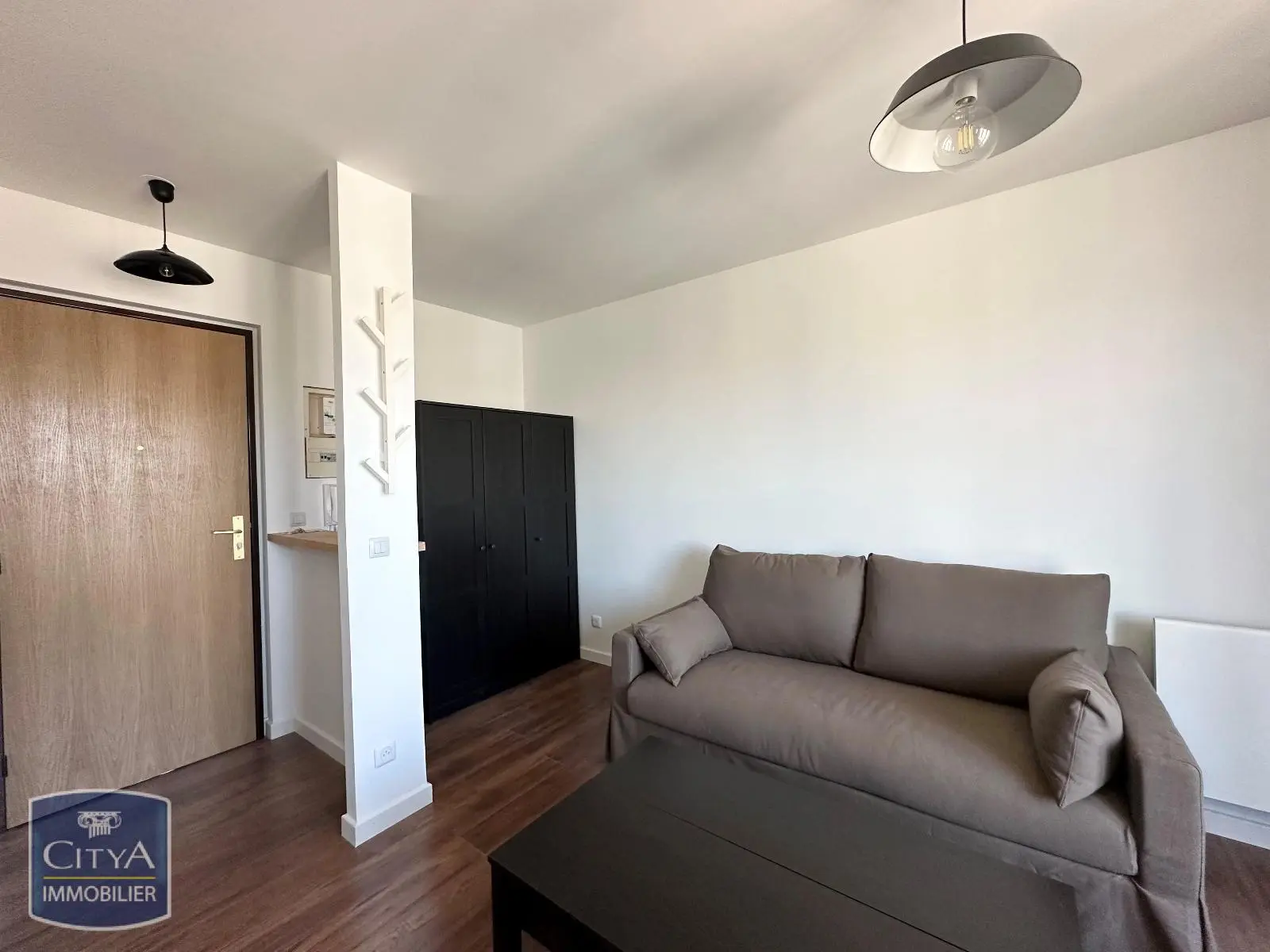 Photo 1 Appartement 1 pièce 21.08m²