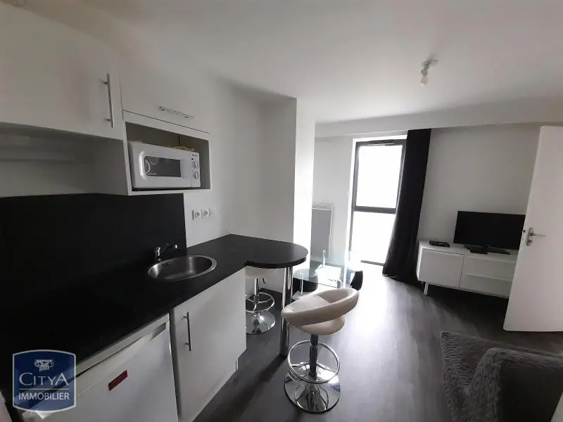 Photo 2 Appartement 1 pièce 23.1m²