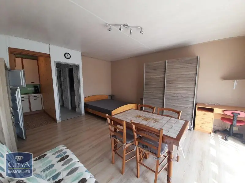 Photo 1 Appartement 1 pièce 30.48m²