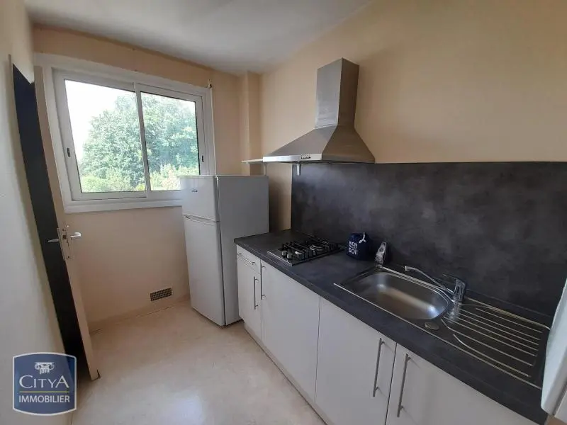 Photo 1 Appartement 1 pièce 30m²