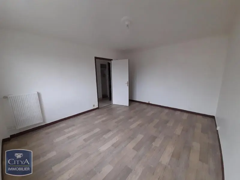 Photo 1 Appartement 1 pièce 30m²