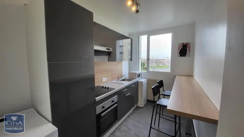 Photo 2 Appartement 1 pièce 12.9m²