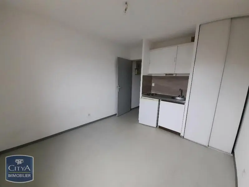 Photo 3 Appartement 1 pièce 15.52m²