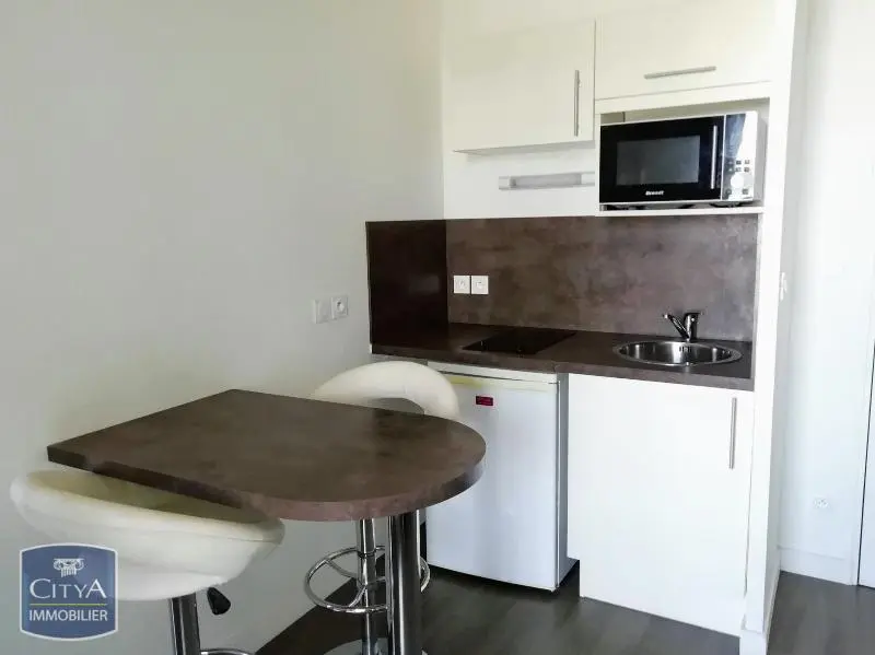 Photo 2 Appartement 1 pièce 26.33m²