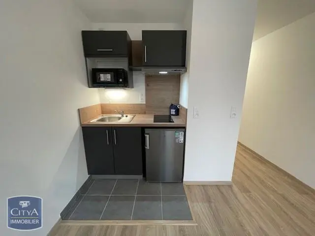 Photo 2 Appartement 1 pièce 22.44m²