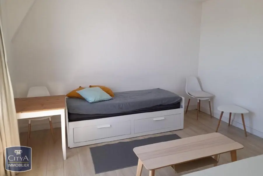 Photo 2 Appartement 1 pièce 24.53m²