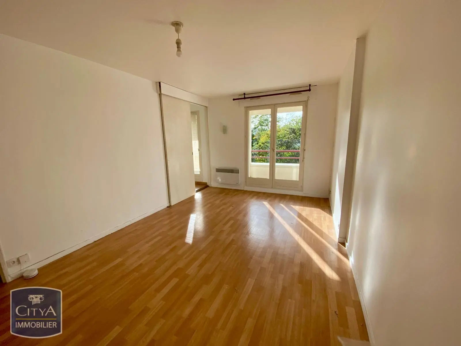 Photo 1 Appartement 1 pièce 27.24m²