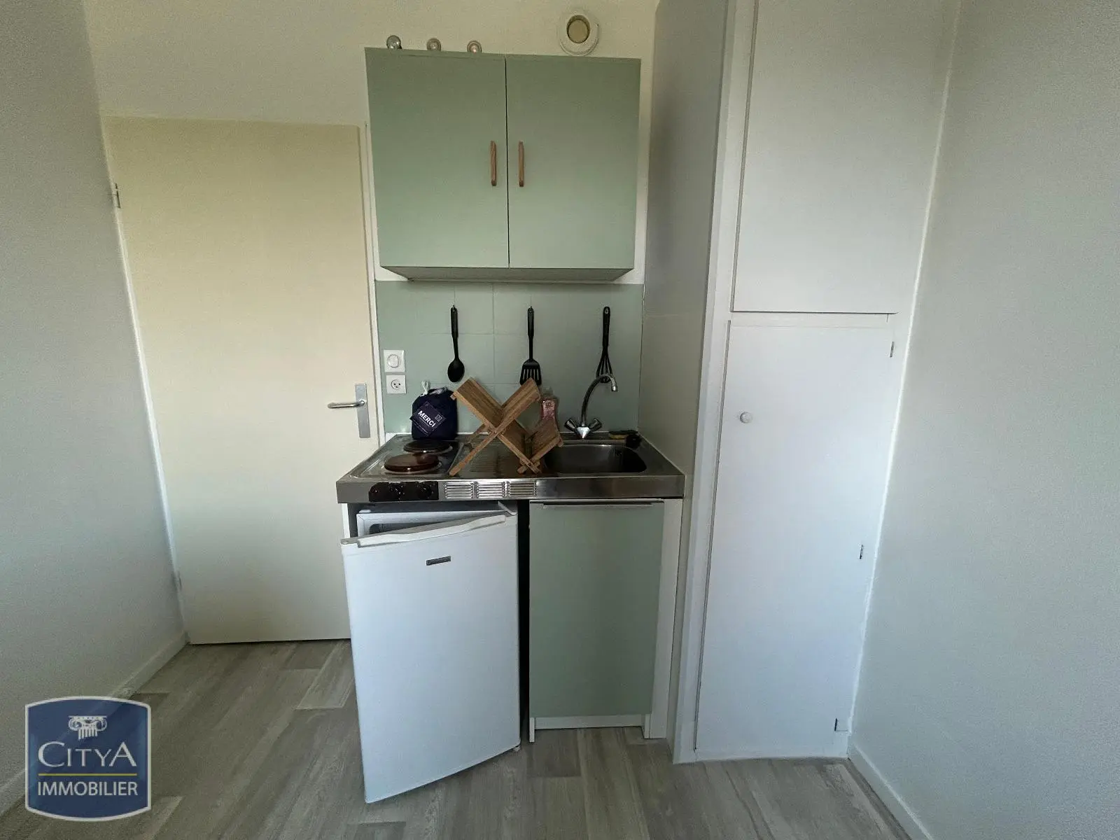 Photo 2 Appartement 1 pièce 12.5m²