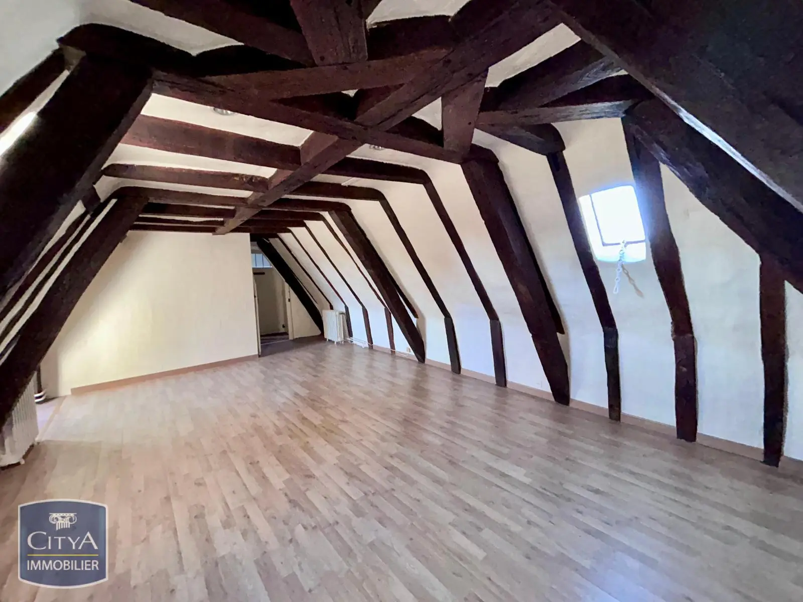 Photo 1 Appartement 1 pièce 24.93m²