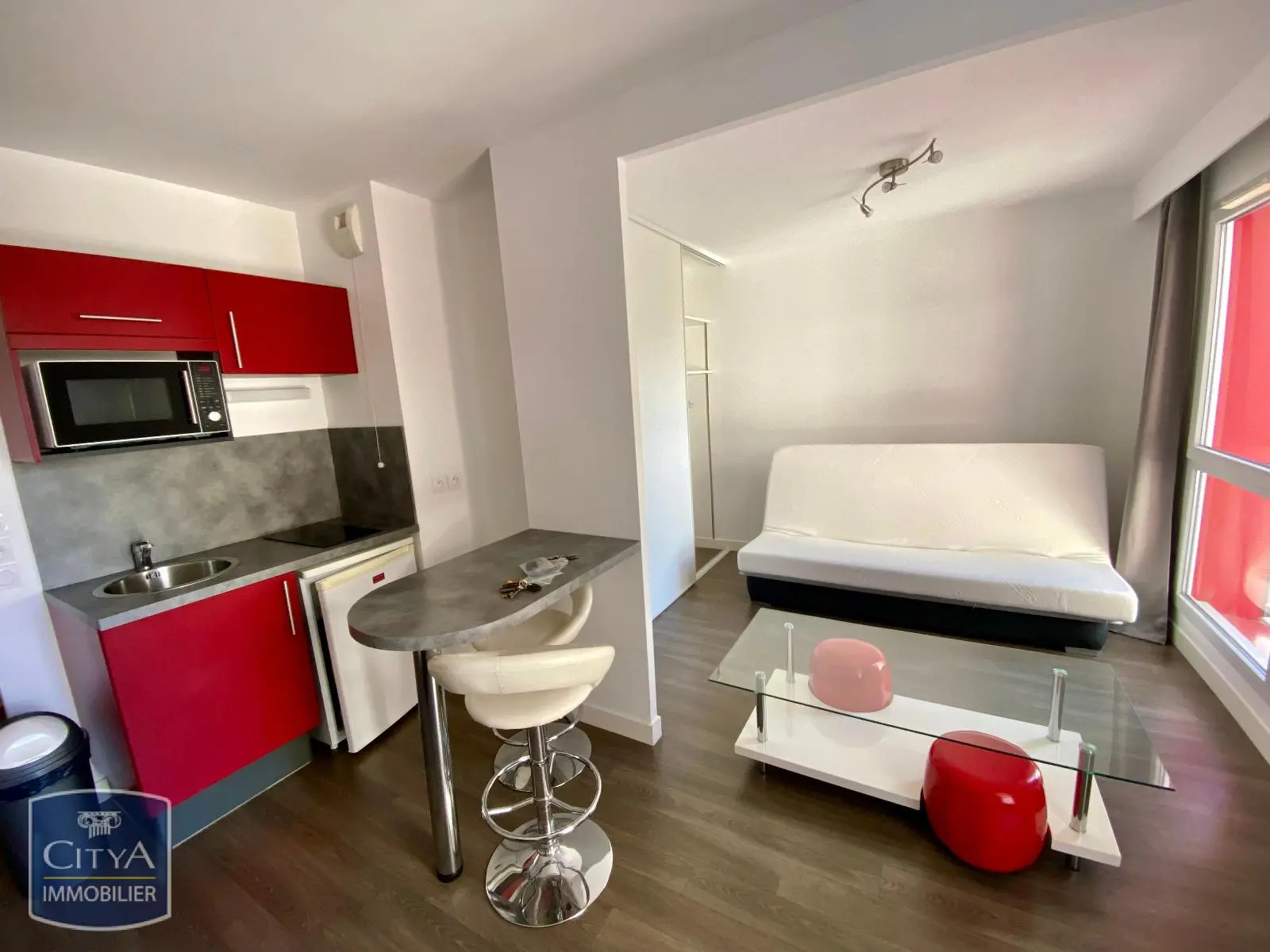 Photo 1 Appartement 1 pièce 26.3m²