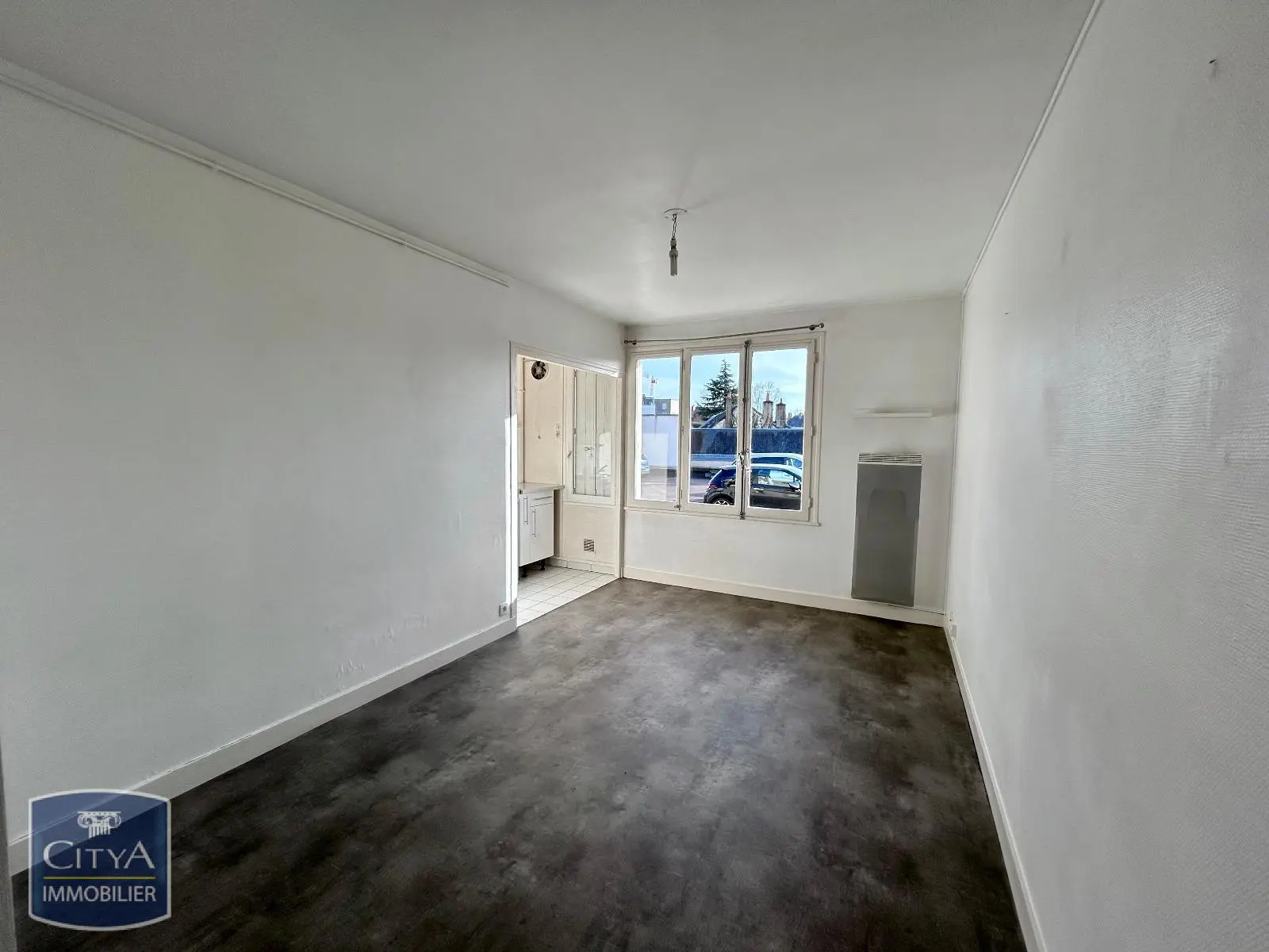 Photo 2 Appartement 1 pièce 23.41m²