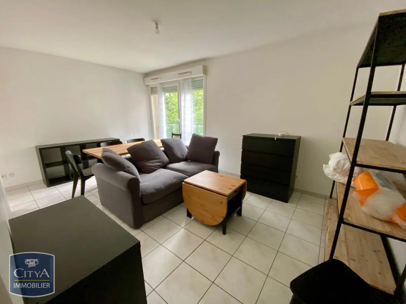Photo 2 Appartement 1 pièce 32.16m²