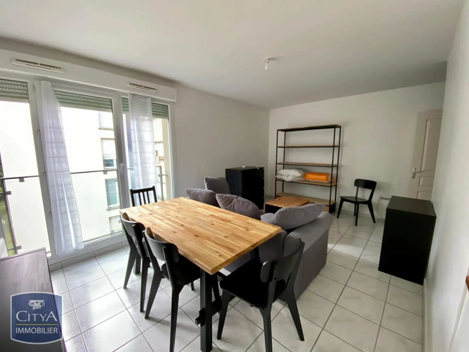 Photo 1 Appartement 1 pièce 32.16m²