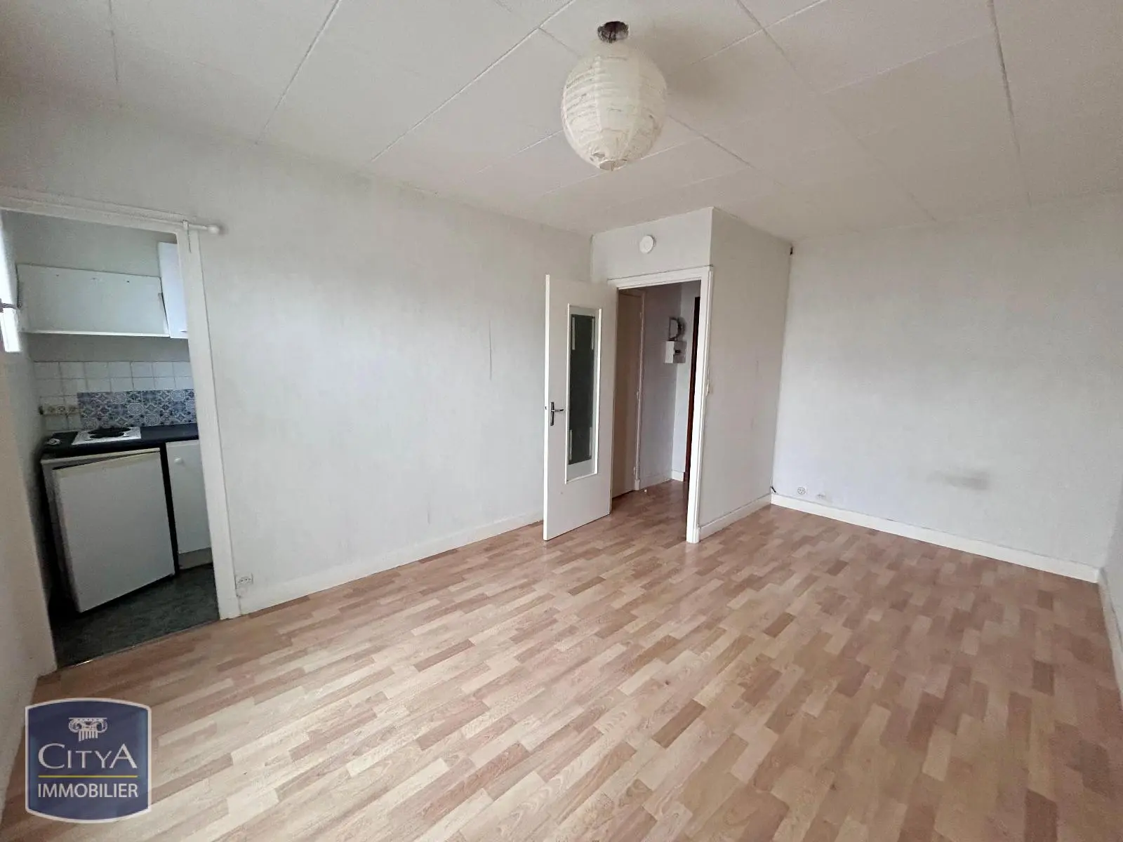Photo 1 Appartement 1 pièce 20.83m²