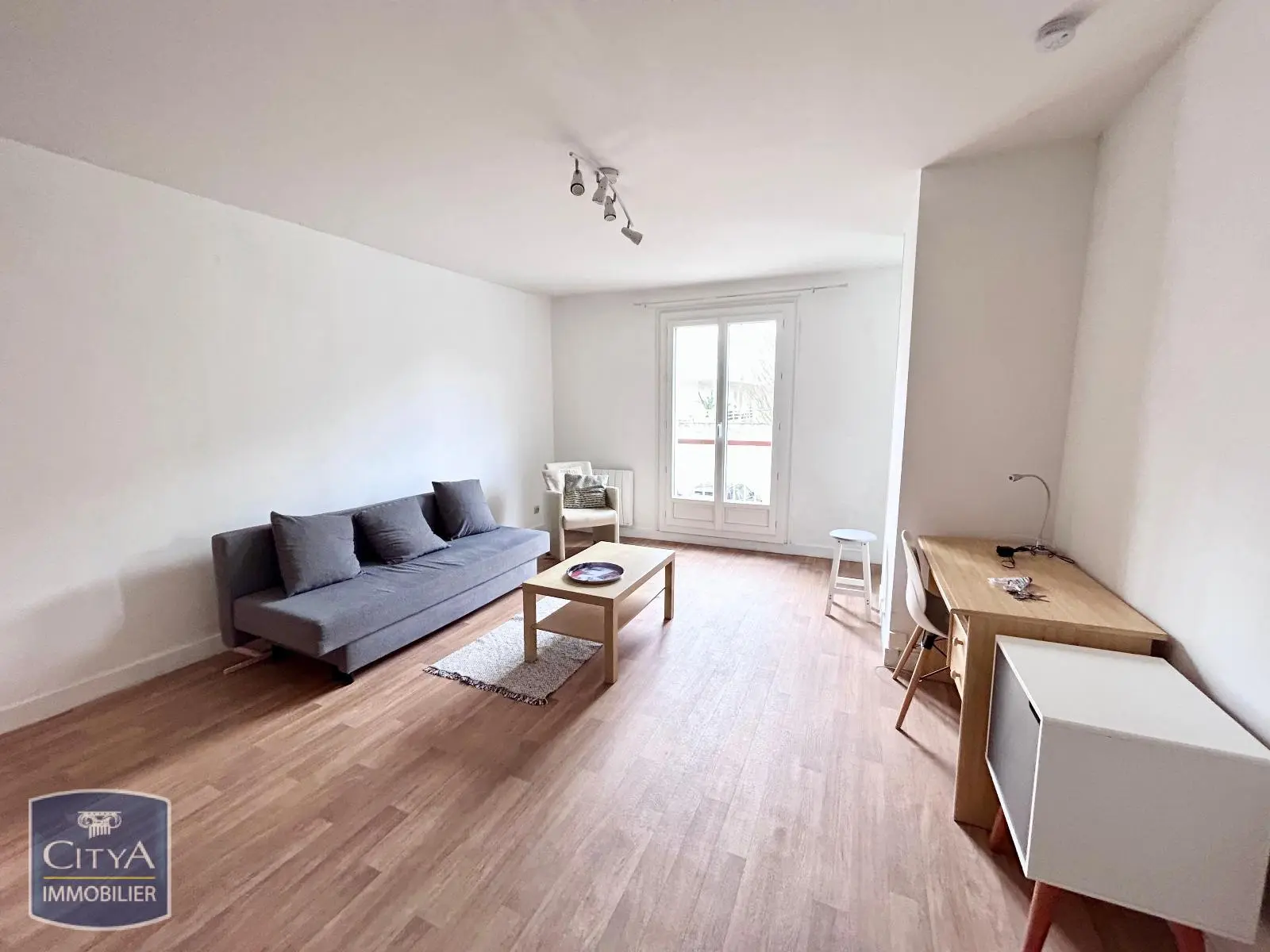 Photo 1 Appartement 1 pièce 31.08m²