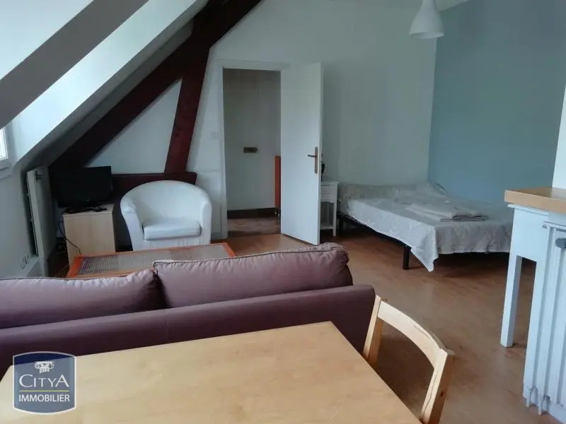 Photo 2 Appartement 1 pièce 33m²