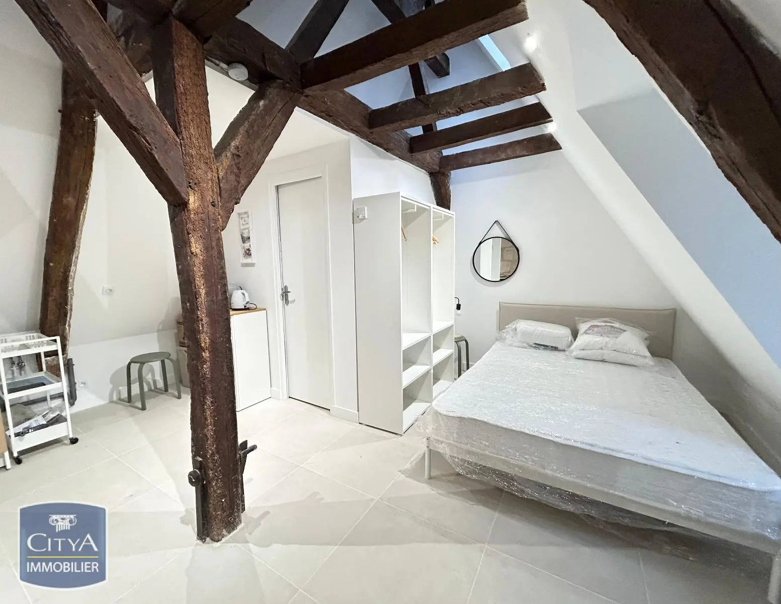 Photo 1 Appartement 1 pièce 18.41m²