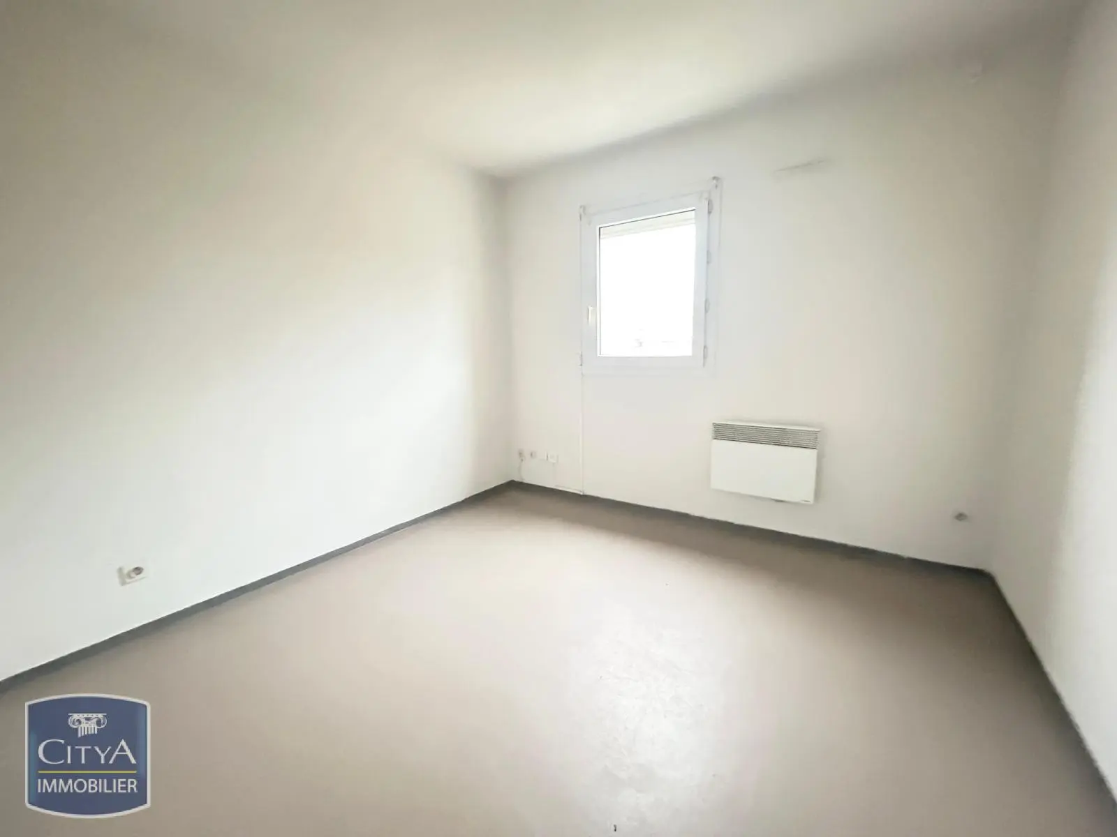 Photo 2 Appartement 1 pièce 15.48m²