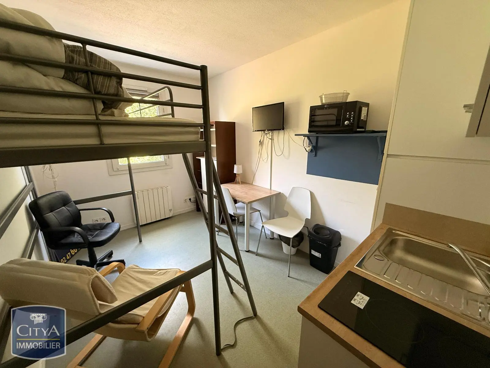 Photo 2 Appartement 1 pièce 13.06m²