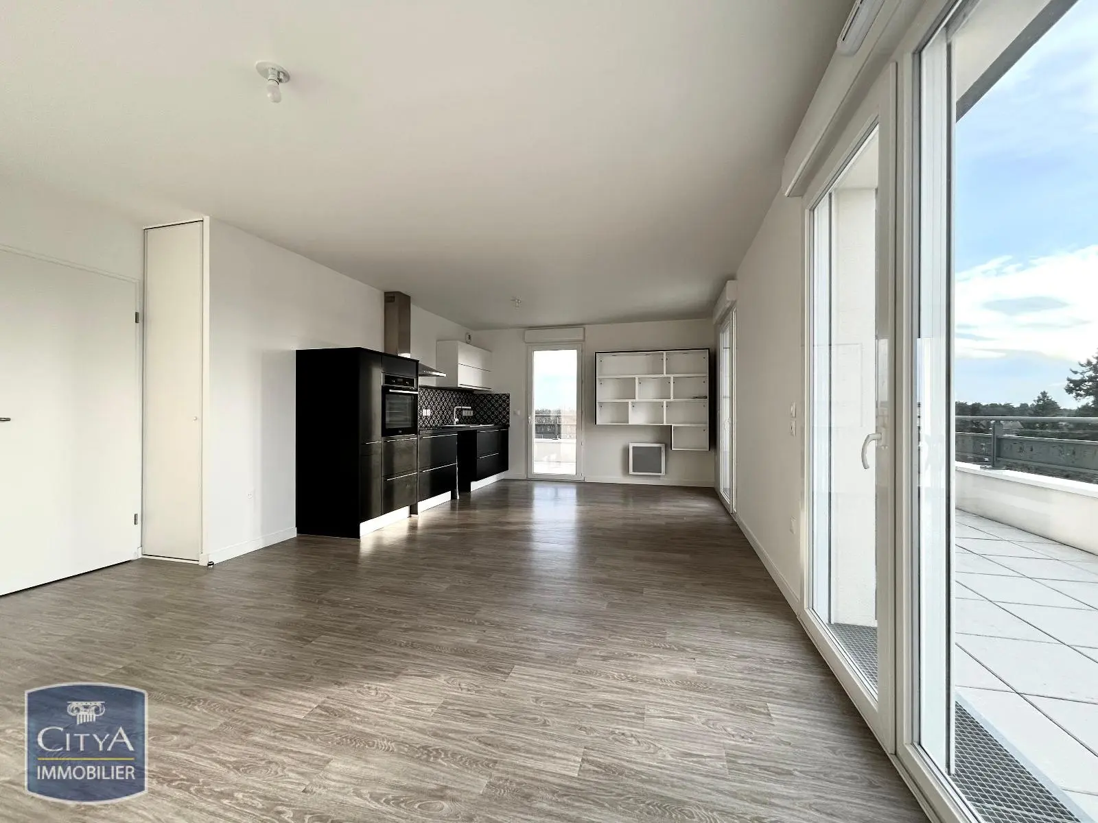 Photo 2 Appartement 4 pièces 84.65m²