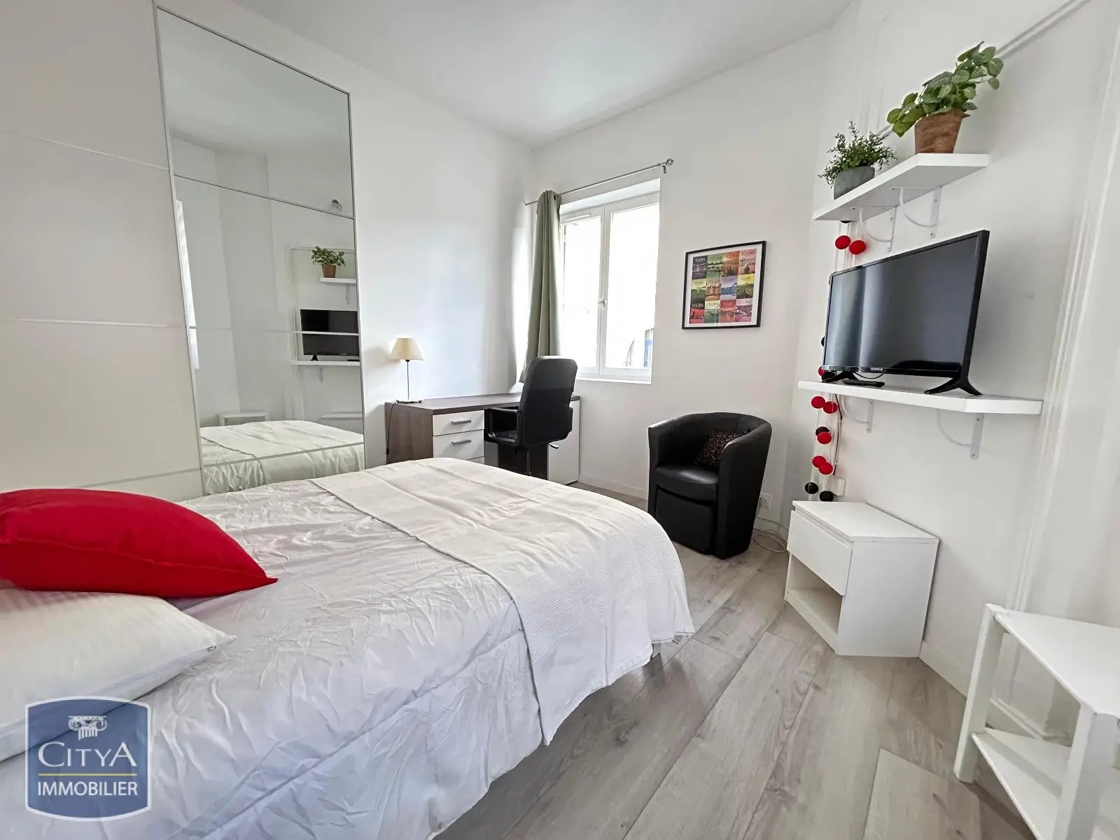 Photo 3 Appartement 1 pièce 20.31m²