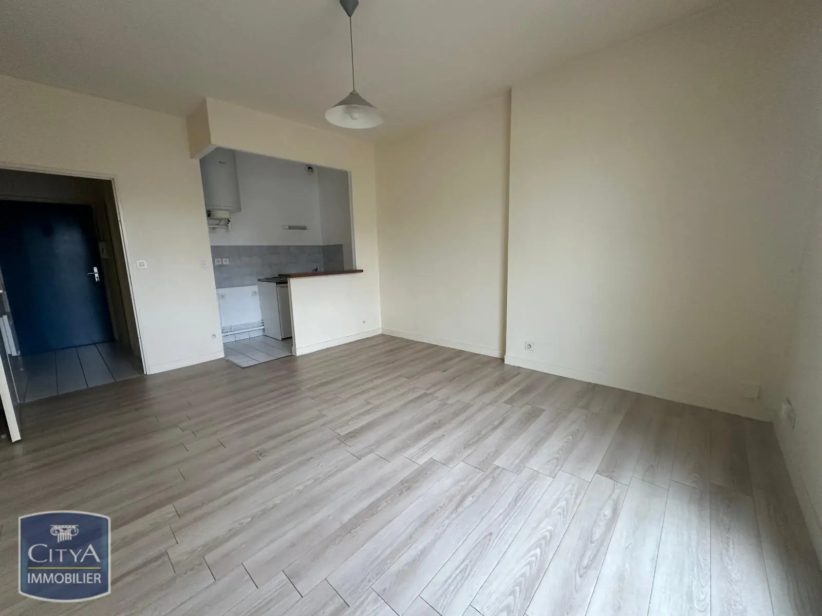 Photo 1 Appartement 1 pièce 26.35m²