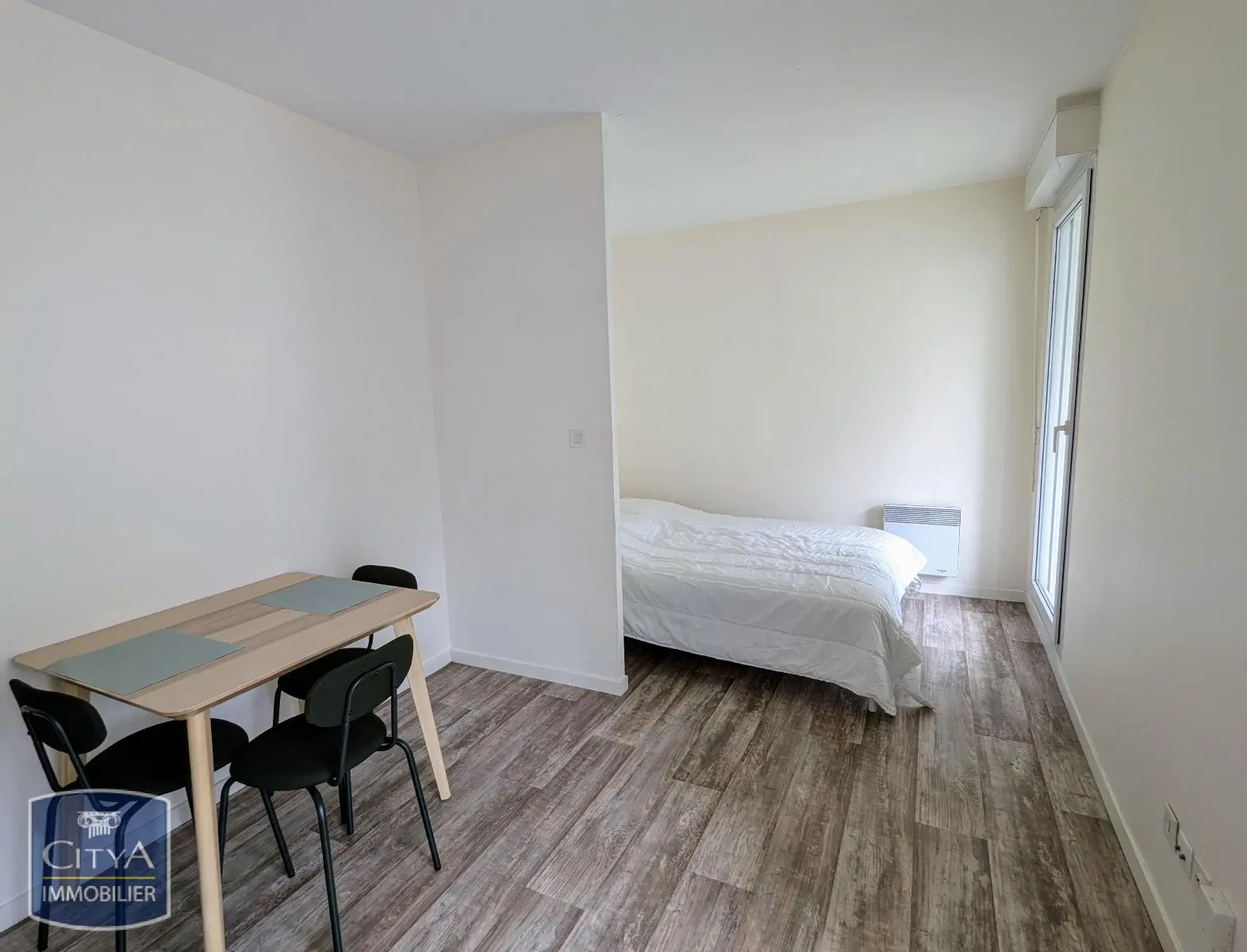 Photo 1 Appartement 1 pièce 24.26m²